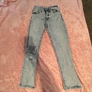 kancan signature acid wash jean!
